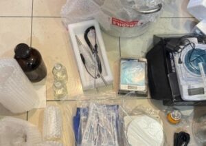 Read more about the article Lab Narkoba di Apartemen Pluit Dibongkar Polisi