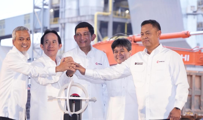 Read more about the article PTBA Sudah Perkuat Hilirisasi Bauksit di Mempawah Lewat Pasokan Energi Andal dan Berkelanjutan